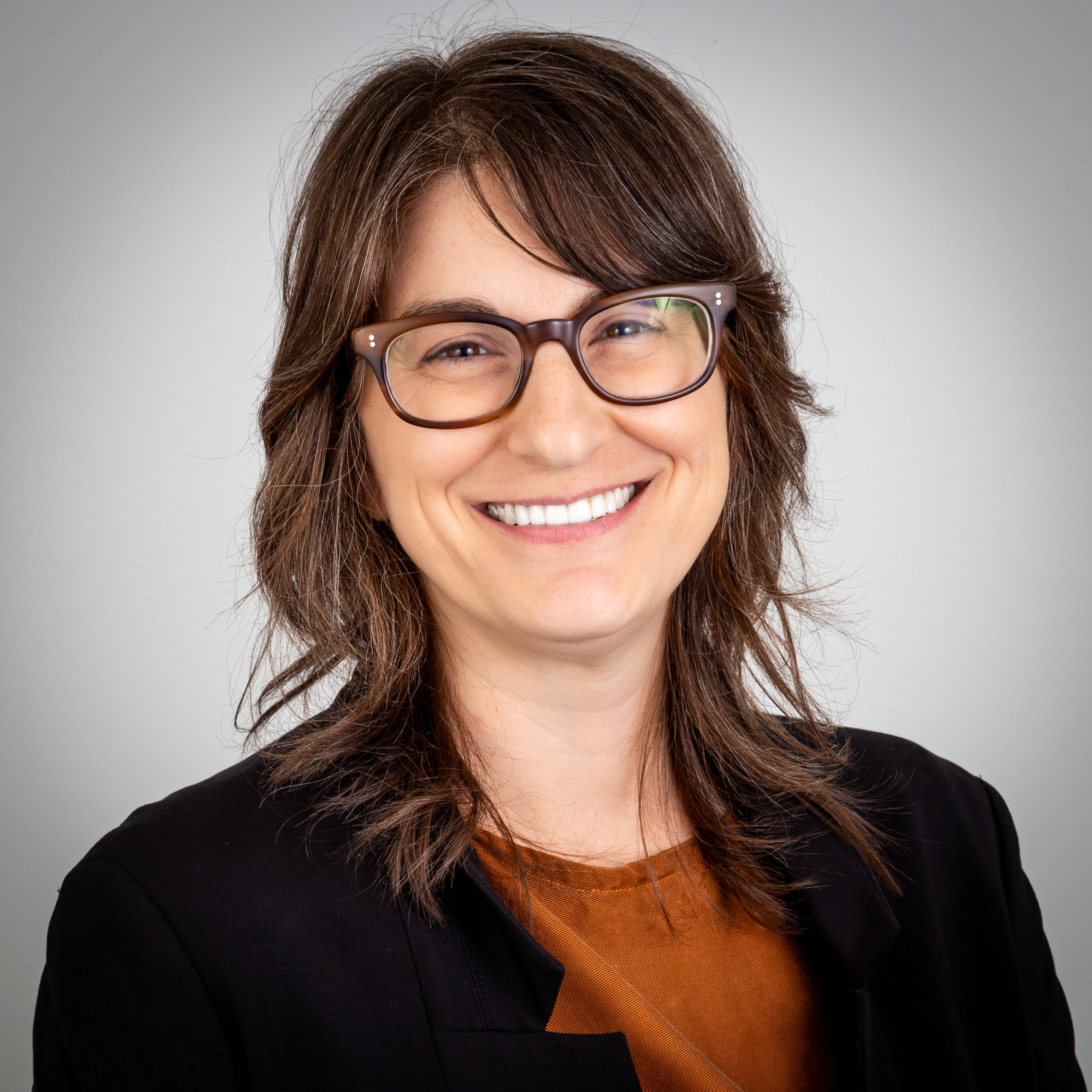 Mia Partlow Headshot